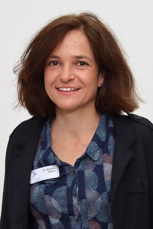 Dr. Stefanie F&ouml;bker